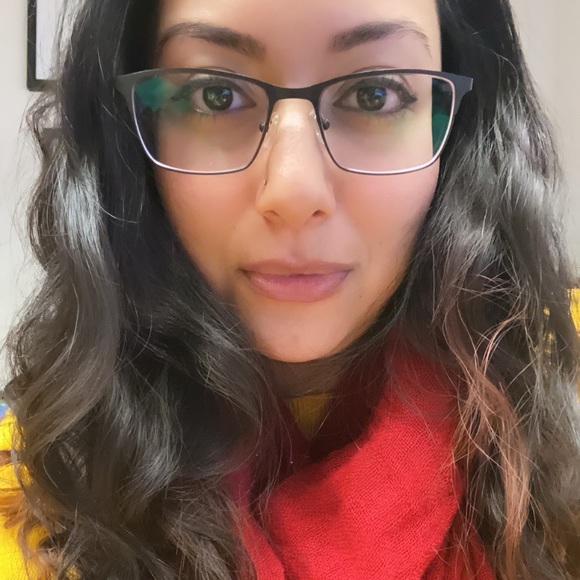 Meet your Posher, Azeema - Picture 1 of 2